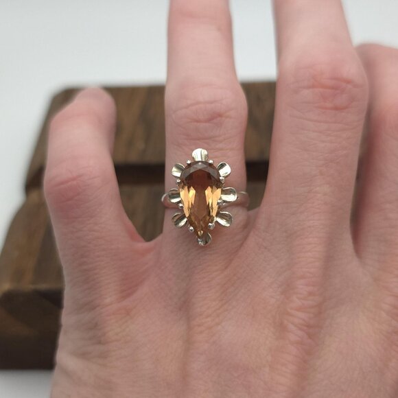 Size 6.5 Sterling Silver Unique Setting Cubic Zirconia Gem Ring A1004 - Picture 3 of 9